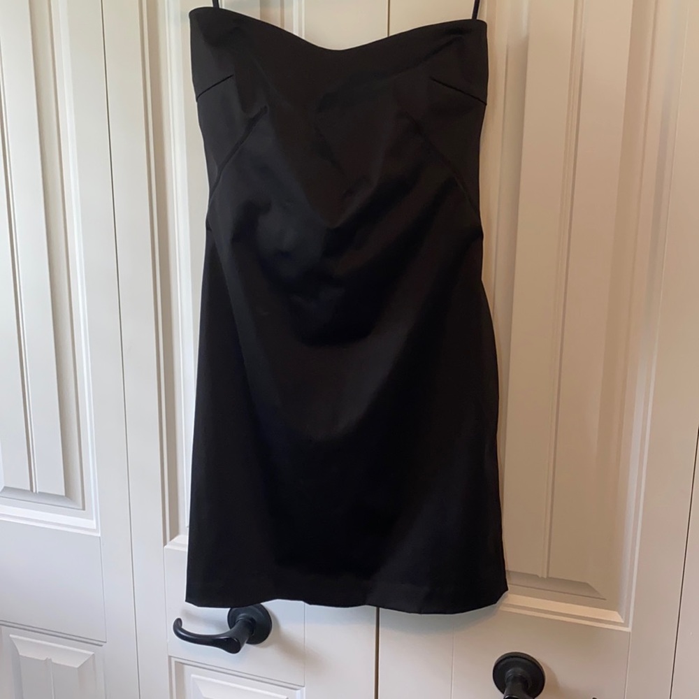 7/8 strapless mini fitted dress